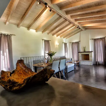 וילה The Cassius Hill House קאסיופי