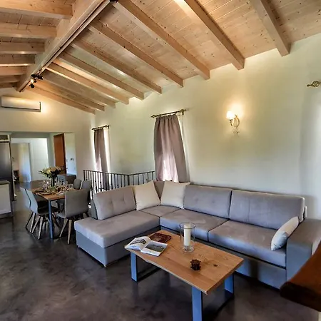 The Cassius Hill House * Kassiopi