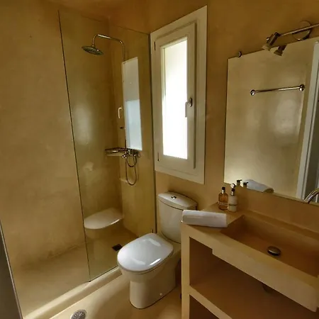 The Cassius Hill House Kassiopi